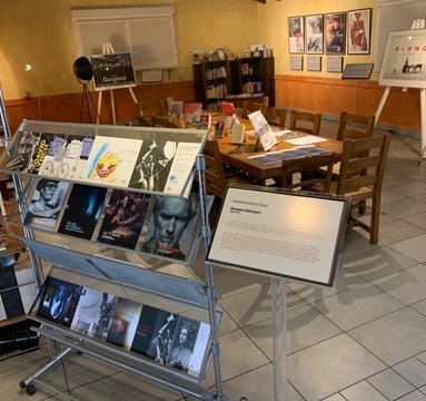 Exposition de la Fondation Fellini au Village du Livre - fermeture temporaire de la Maison du diable les 29 et 30 août 2025